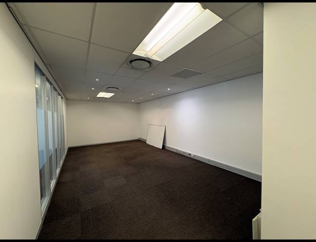 676.90M² OFFICE TO LET IN CAPE TOWN CITY CENTRE